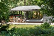 60S Log House With Woodland Cabin Vibe