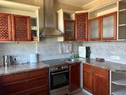 City center street 8 people apartment