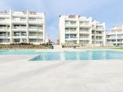 Two bedrooms luxury ground floor apartment in the Sun