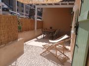 Très bel appartement refait à neuf dans la vieille ville de Hyères, 2 chambres, grande terrasse plein sud