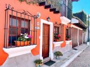 Casa Corazon GT - Bed & Breakfast