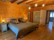 Gîte paisible dans une ancienne ferme avec WIFI et parking à Saint-Bresson - FR-1-583-440