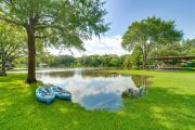 Lake Tawakoni Access and Hot Tub - Wills Point Home!