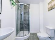 Salford Quays Apartment with Free Parking