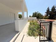 Bungalow House Kiti, seaside