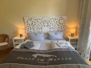 Wellenklang - Luxusbungalow mit Rosengarten