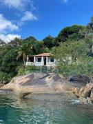 Quarto duplo de frente para o mar, Casa da Jô