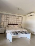 Modern 4BR Villa Ein Bay with Garden