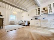 La Tour Antiboise - dans le vieil Antibes