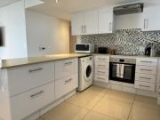 Accommodation Front - Bright & Breezy 4 Sleeper with Ocean Views