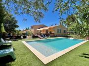 Belle Maison climatisée piscine à 2 pas du centre de Bédoin