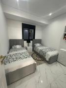 Very luxuri 2 bedroom apartment sea view