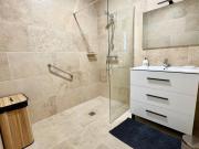 Quiet Flat with view and Swimming pool