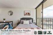 Stylish Downtown Studio Conference Rooms Free Pkg Gym