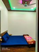 Hotel Mahadev guest house Fully AC OR NON AC Room In Varanasi