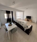 Moderno y céntrico apartamento a 2 min de Puerta Purchena