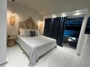 Top Paralia Dionysiou