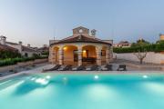 Villa Oliva with private pool Villa Oliva with private pool