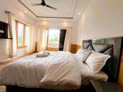 Top Leh