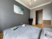 Сучасні 3-кімнатні апартаменти, метро Палац Спорту