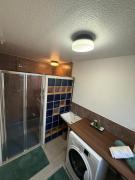 Crayford Holiday House