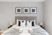 Luxurious 2BR Sleeps 6 Hotel-Style Comfort The Oak