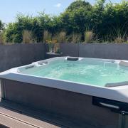 Luxurious Holiday Home with Sauna & Outdoor Hot Tub