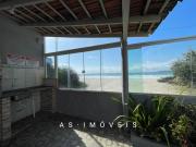 Apartamento térreo saída praia