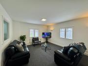 Twin Farms Apartment, Super location, with parking