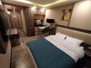 Turquoise Sunrise Apartment