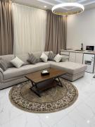 New luxury studio with distinctive furniture For non-smokers New luxury studio with distinctive furniture For non-smokers