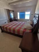 Top Dar Merah Deriba