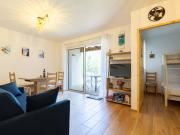 Appartement 5 personnes avec Wifi, parking, proche du lac à Génos - FR-1-695-78