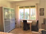 CHARMING STUDIO Metro Stop Delice