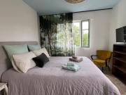 Studio and jardin 2 pers 800 m de la plage et du bourg