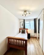 Relaxing Room in Spacious House