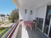 Piso con terraza en 1ª linea de playa, 3 habitaciones, 4º piso sin ascensor