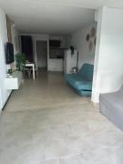 Studio grande motte rez de jardin