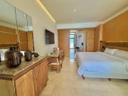 Zantamar Penthouse 607B