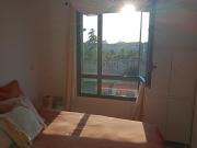 Avignon appartement en face des remparts, parking