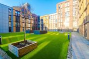 Modern 1-Bed Flat, Steps from Broad Street, Fast Internet