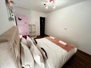 JAD - Luxury Villas - A&C, Garden, BBQ & Playground JAD - Luxury Villas - A&C, Garden, BBQ & Playground