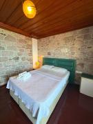 Cunda Sea-View Stone Cottage & Private Beach