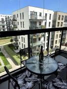 Modern Studio with Balcony, AC & Gym in Wrzeszcz