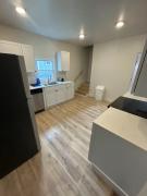 Short Walk to Niagara Falls 6 Bedrooms