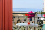 Top Paralia Vrachou