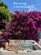 La villa Roméo, piscine et spa