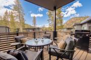 Twilight Run at Palisades by Tahoe Getaways - Pet-Friendly 3BR w EV Charger & Ski Shuttle