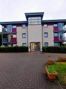 Perth Youth Hostel and Apartments