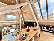 Cosy loft by the ocean